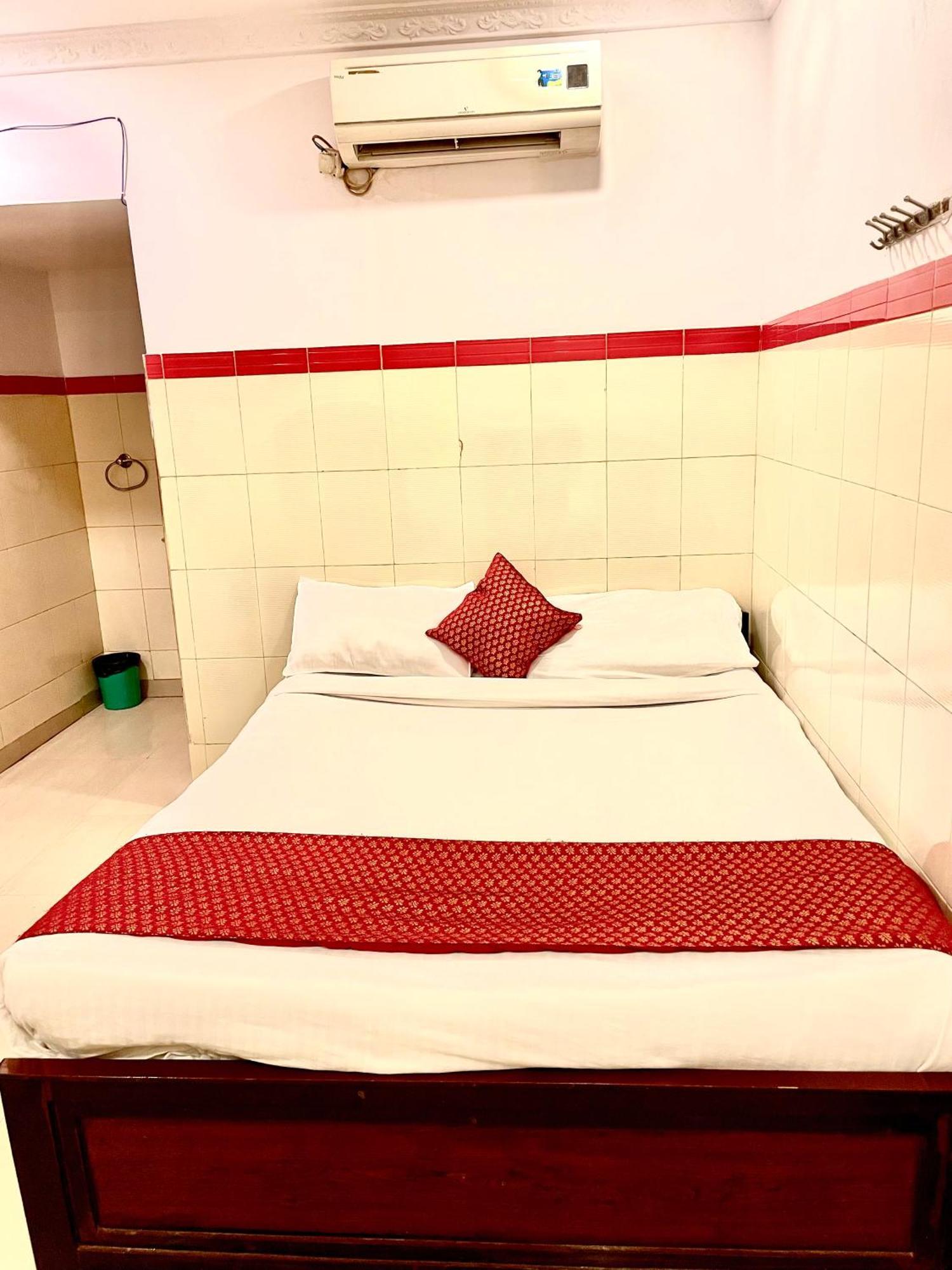 Hotel Sita Grand Shamshabad Exterior photo